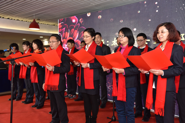 9-十一能投詩(shī)朗誦《太陽(yáng)，每天都是新的》.jpg