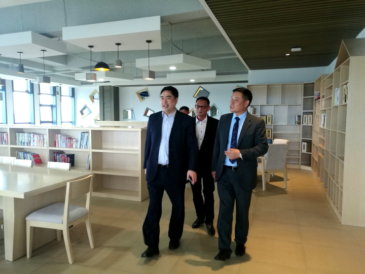 5-趙振元董事長參觀?；鶈T工文化中心2.jpg